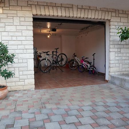 Apartments Luciana & Helena Pula Dış mekan fotoğraf