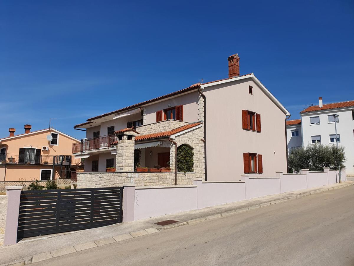 Apartments Luciana & Helena Pula Dış mekan fotoğraf
