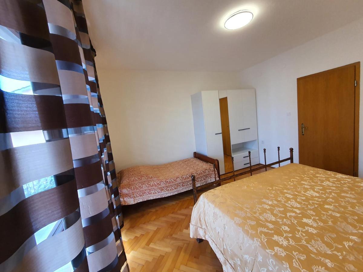 Apartments Luciana & Helena Pula Dış mekan fotoğraf