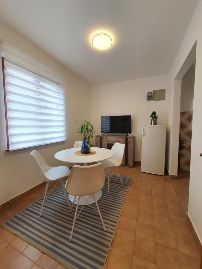 Apartments Luciana & Helena Pula Dış mekan fotoğraf