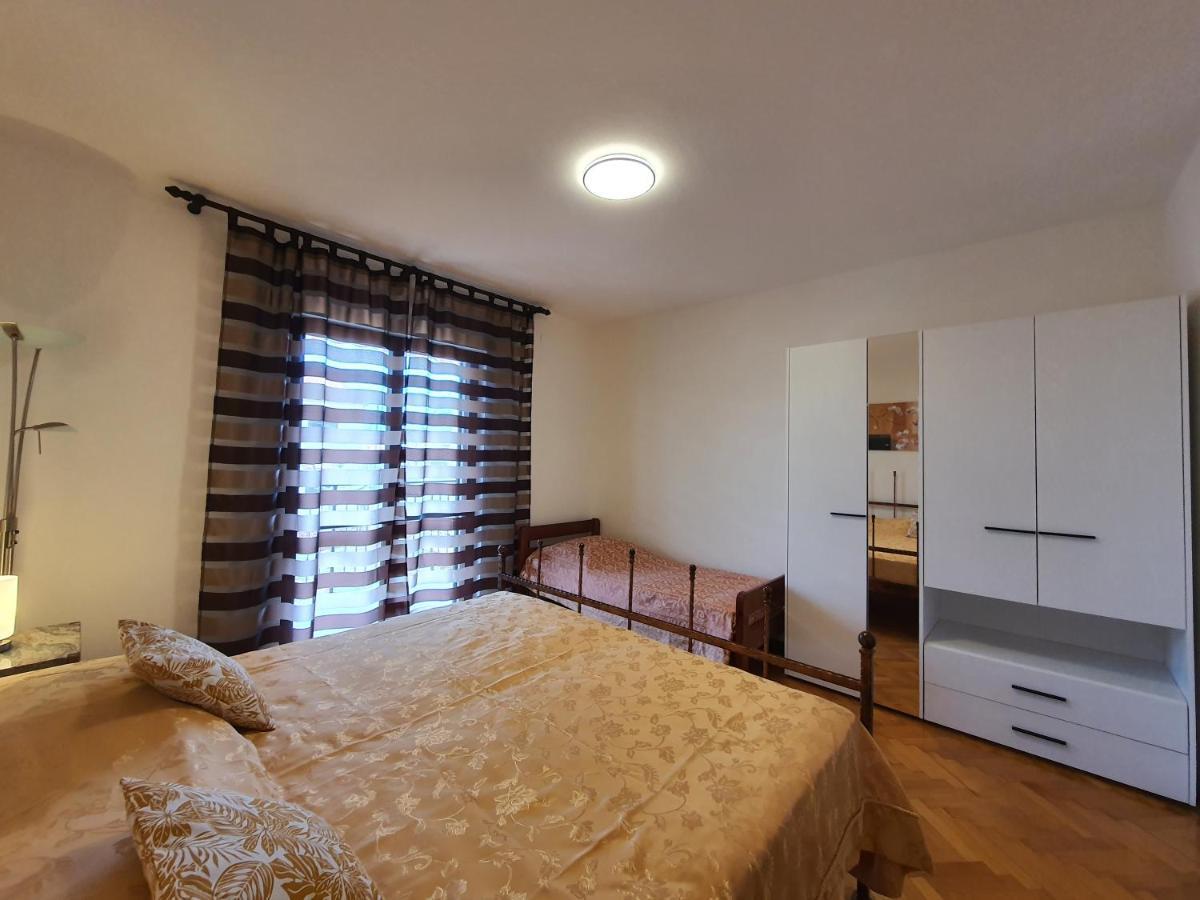 Apartments Luciana & Helena Pula Dış mekan fotoğraf